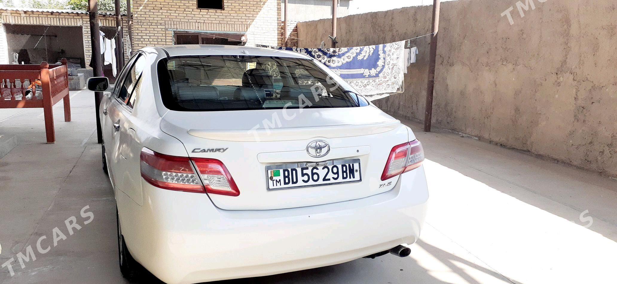 Toyota Camry 2010 - 160 000 TMT - Etrek - img 4