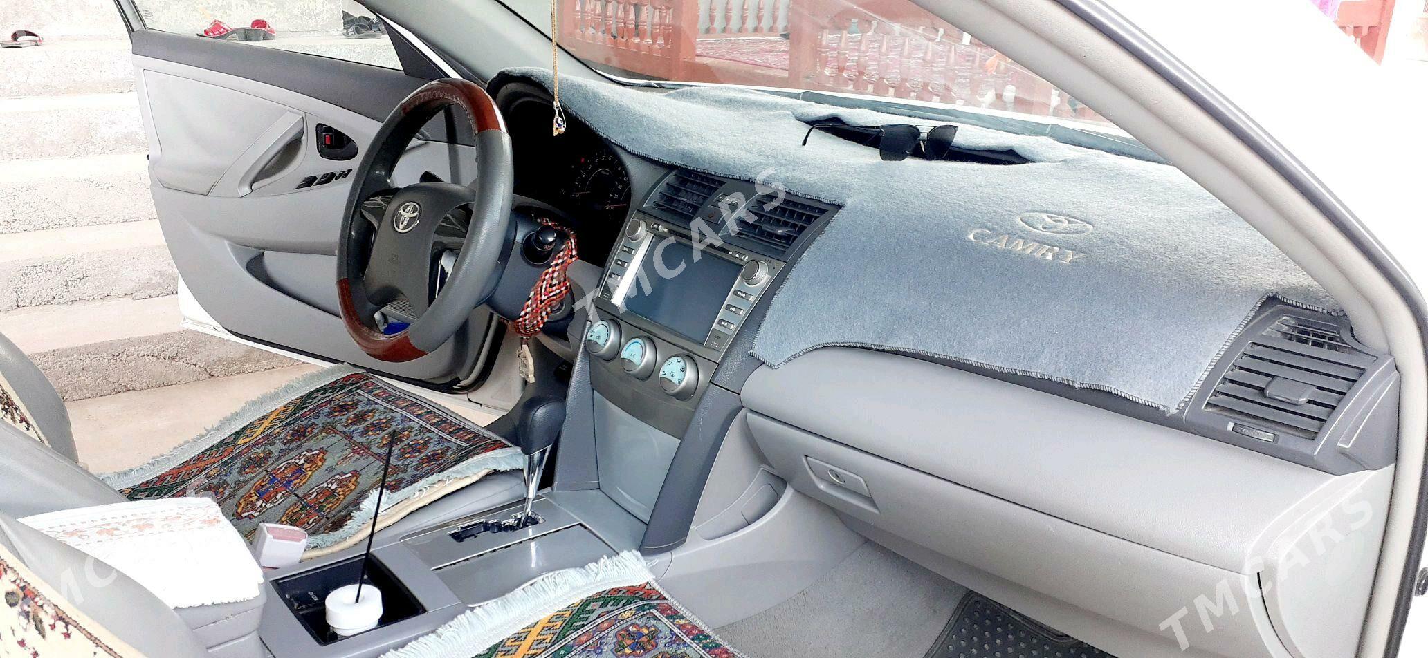 Toyota Camry 2010 - 160 000 TMT - Etrek - img 6
