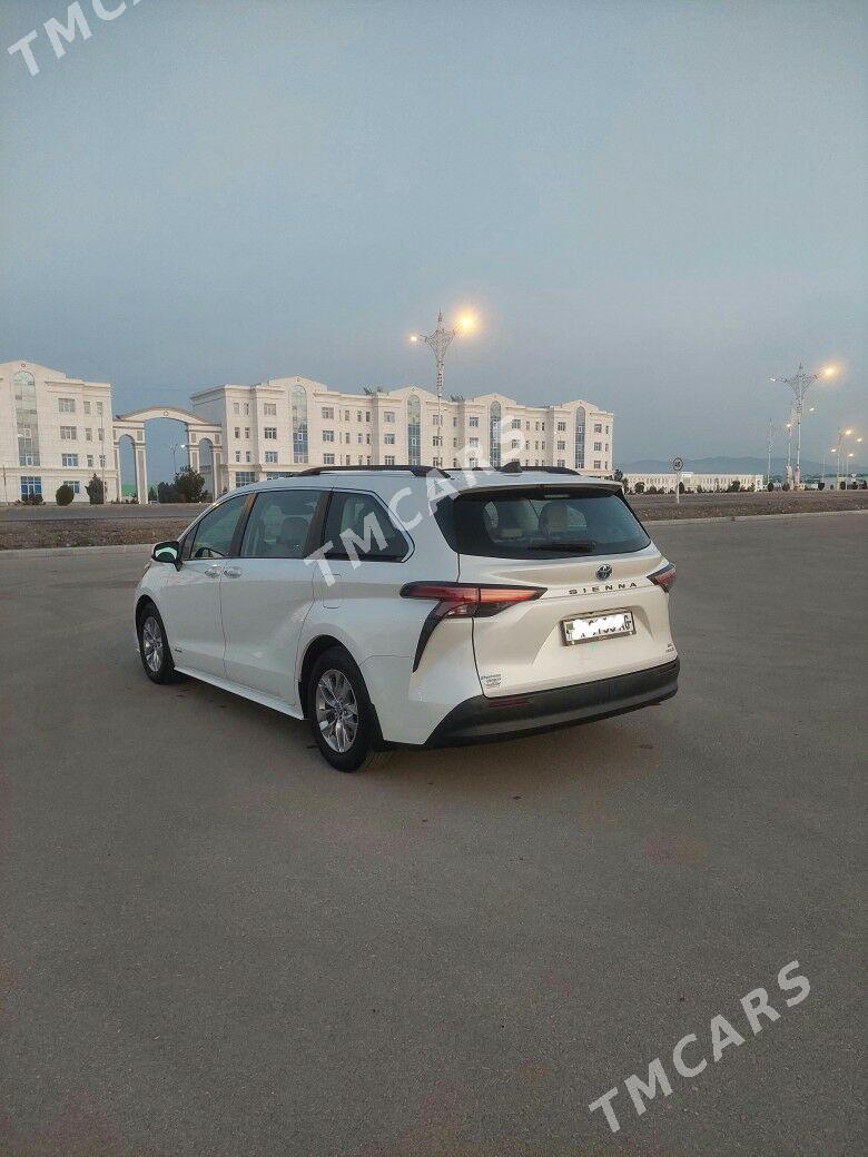 Toyota Sienna 2021 - 555 000 TMT - Aşgabat - img 8