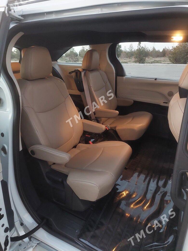 Toyota Sienna 2021 - 555 000 TMT - Aşgabat - img 2