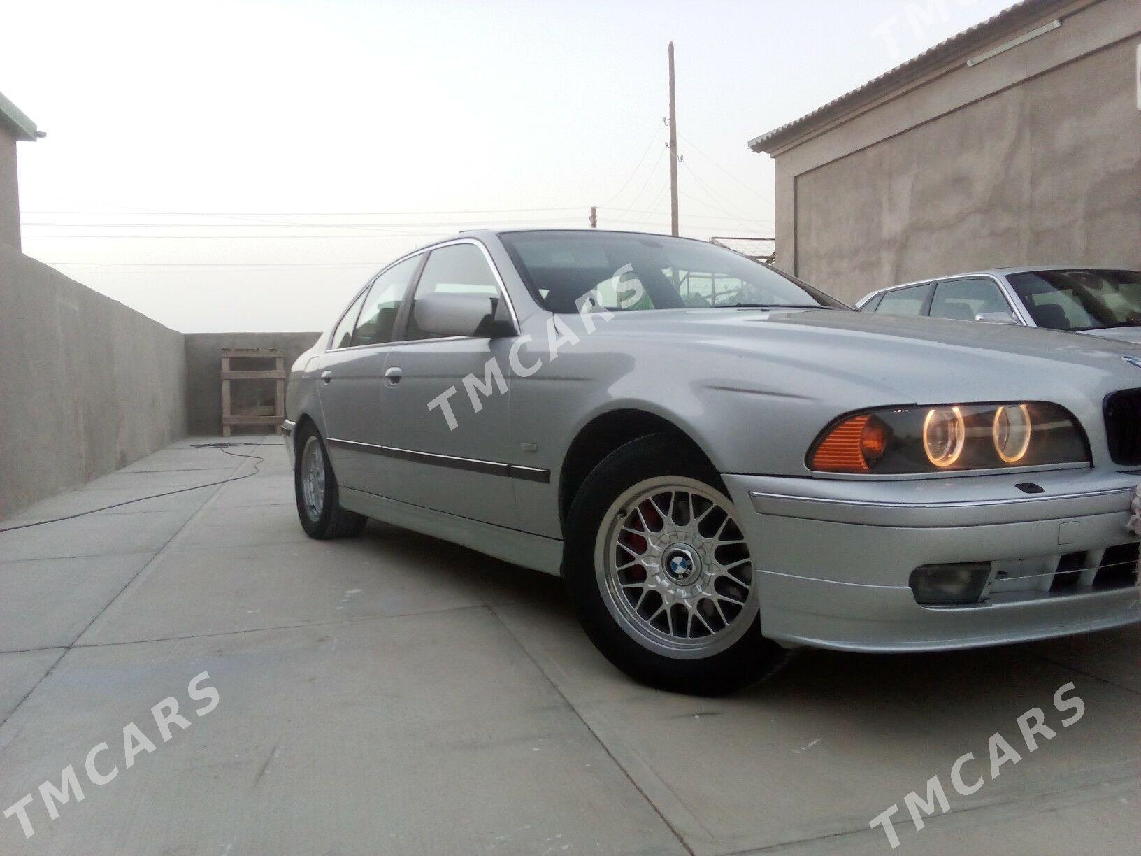 BMW 525 2000 - 110 000 TMT - Кака - img 3