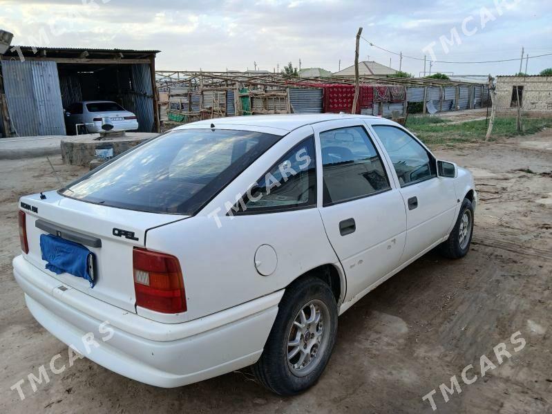 Opel Vectra 1990 - 30 000 TMT - Gökdepe - img 3