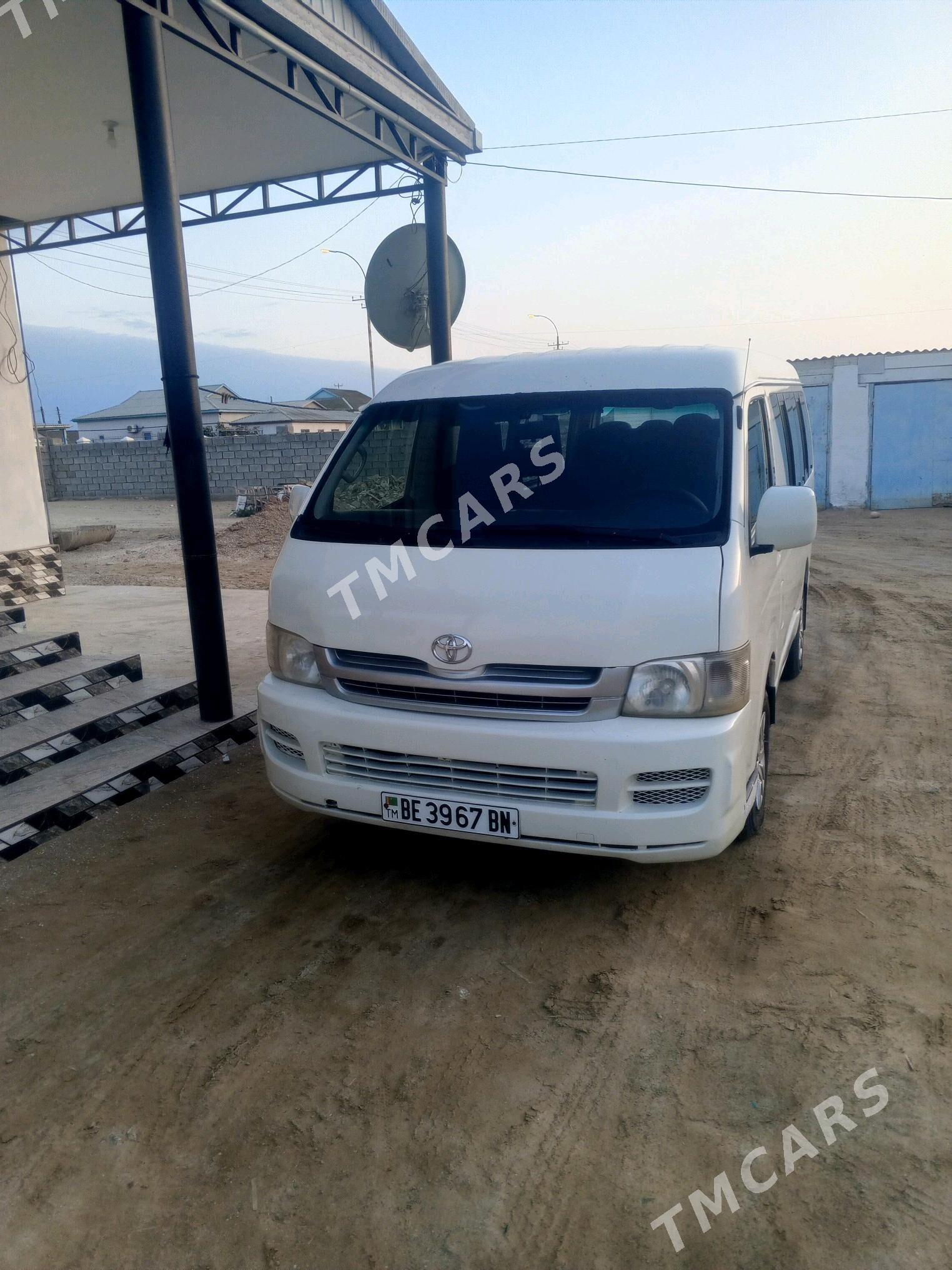 Toyota Hiace 2007 - 270 000 TMT - Эсенгулы - img 5