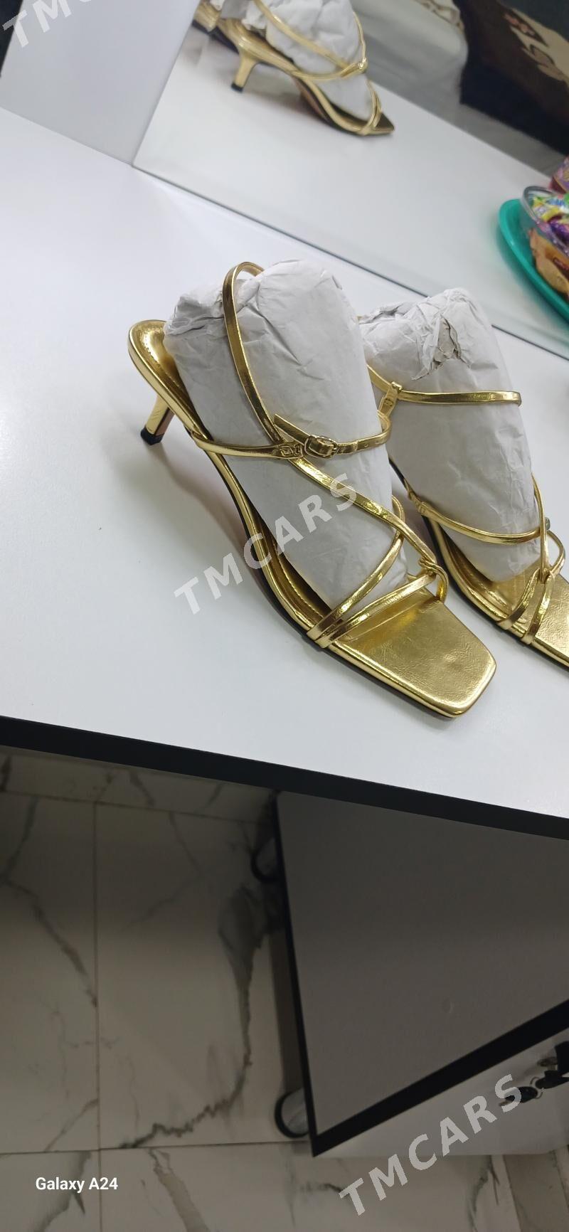 Tufli Zara - Мир 2 - img 4