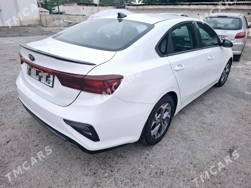 Kia Forte 2021 - 200 000 TMT - Кëши - img 5