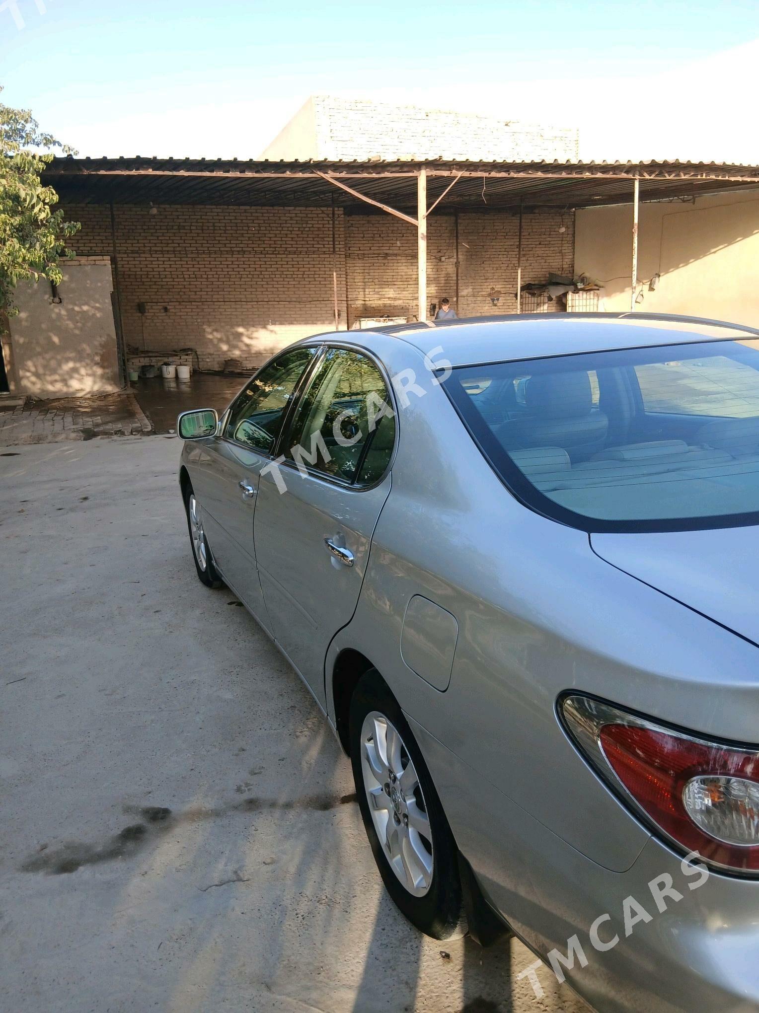 Lexus ES 300 2002 - 180 000 TMT - Halaç - img 7