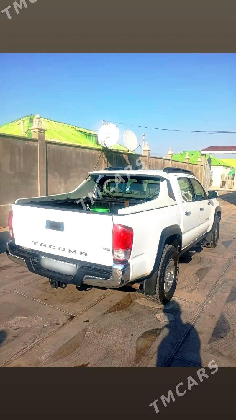 Toyota Tacoma 2017 - 350 000 TMT - Aşgabat - img 3