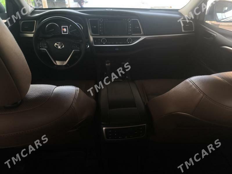 Toyota Highlander 2018 - 580 000 TMT - Мургап - img 6