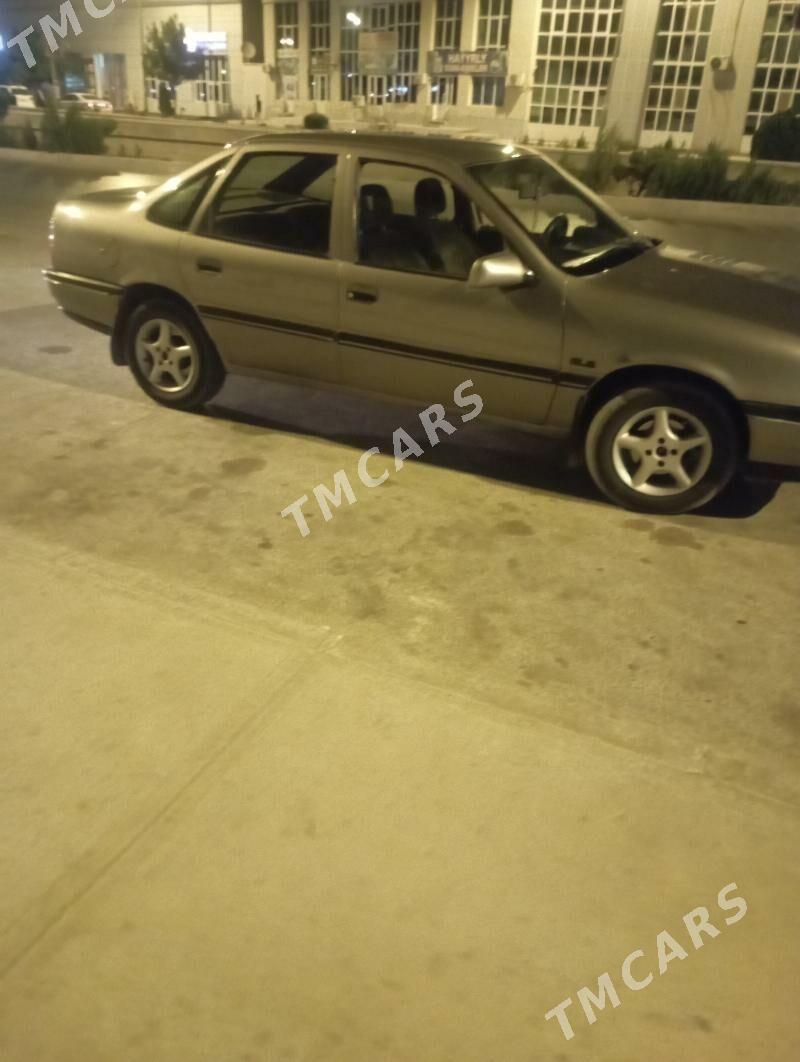Opel Vectra 1992 - 39 000 TMT - Мургап - img 2