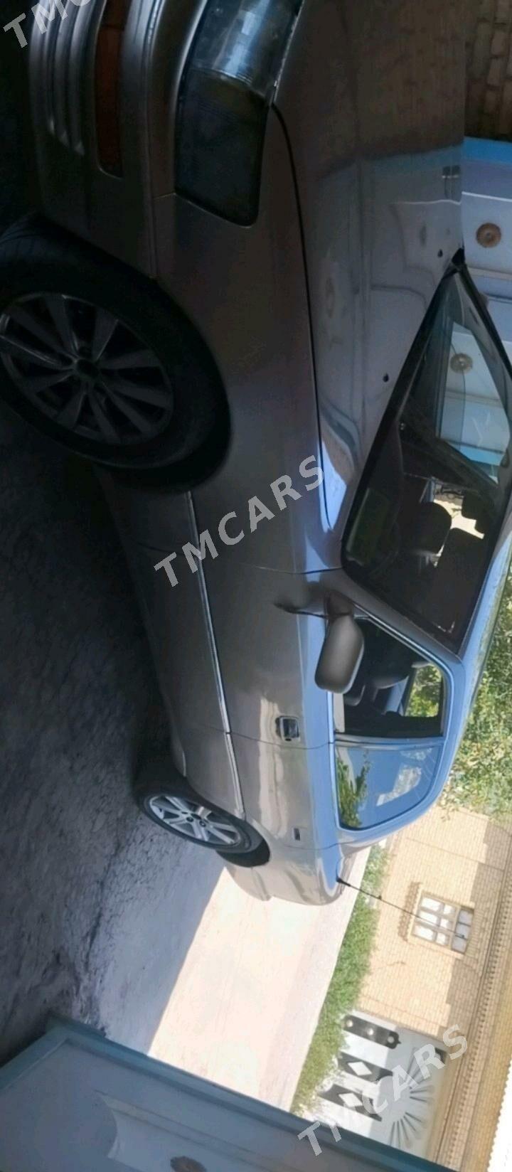 Lexus LS 400 1994 - 40 000 TMT - Сакар - img 2