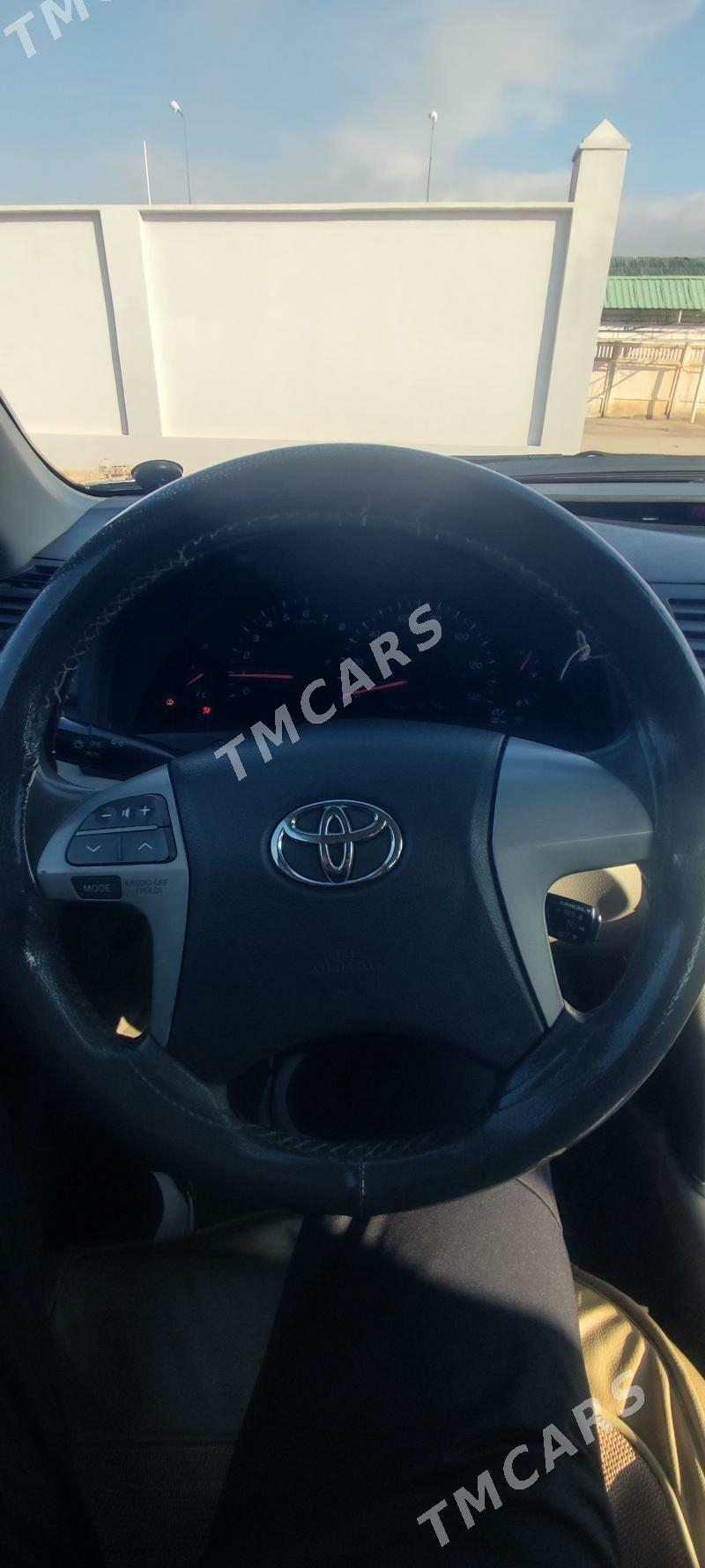 Toyota Camry 2010 - 195 000 TMT - Балканабат - img 6