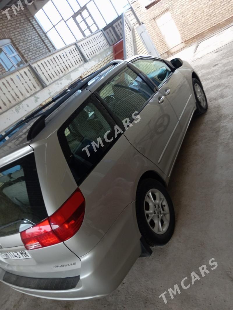 Toyota Sienna 2004 - 210 000 TMT - Мары - img 2