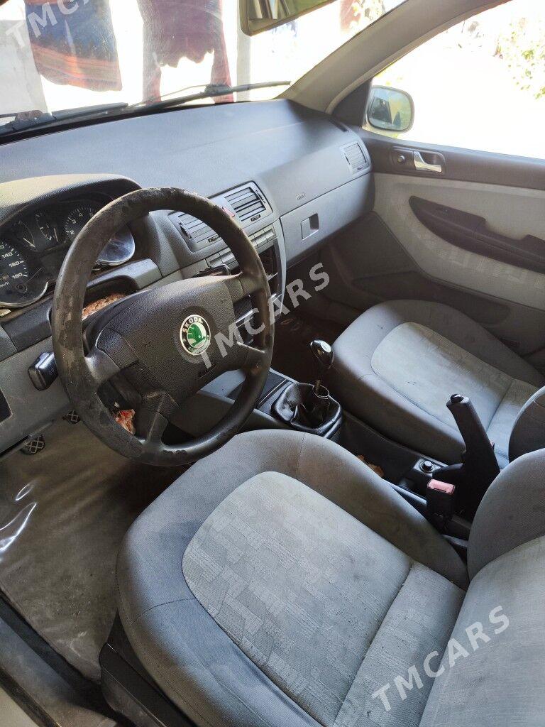 Skoda Fabia​ 2003 - 45 000 TMT - Ашхабад - img 2