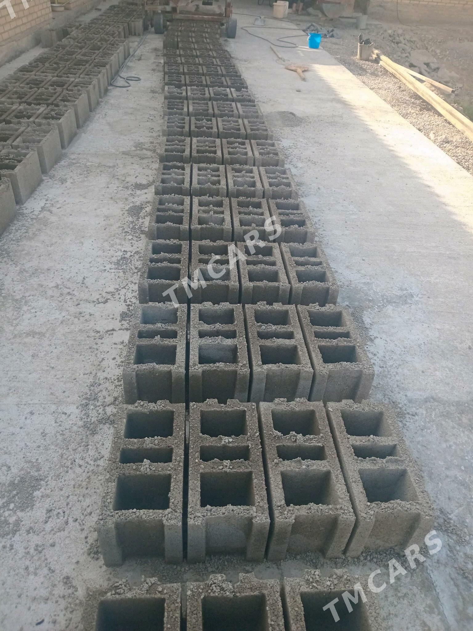 Beton kerpiç - Murgap - img 2