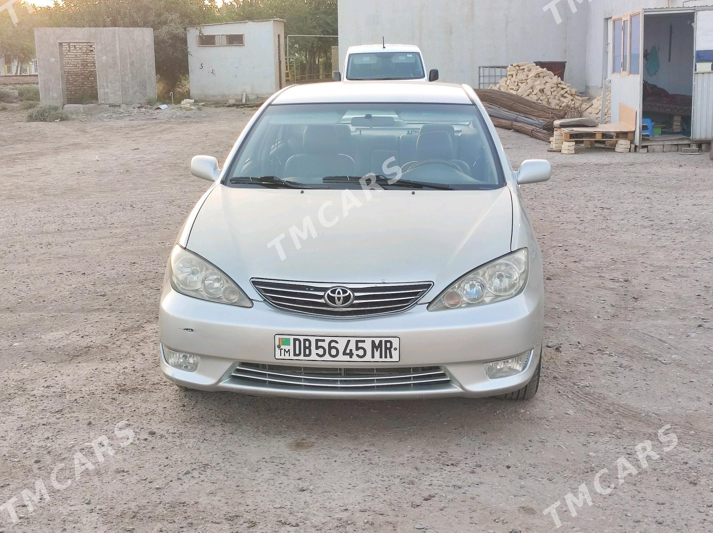 Toyota Camry 2004 - 170 000 TMT - Мары - img 8