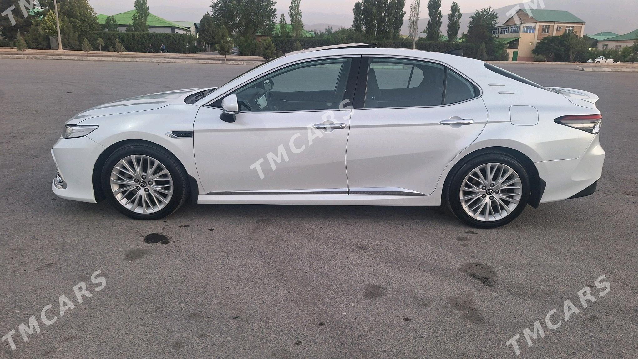 Toyota Camry 2019 - 380 000 TMT - Aşgabat - img 4