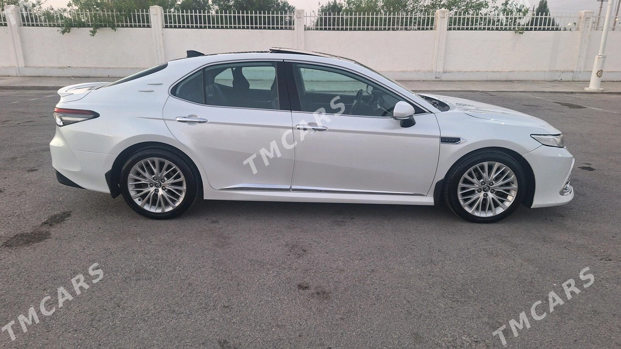 Toyota Camry 2019 - 380 000 TMT - Aşgabat - img 5