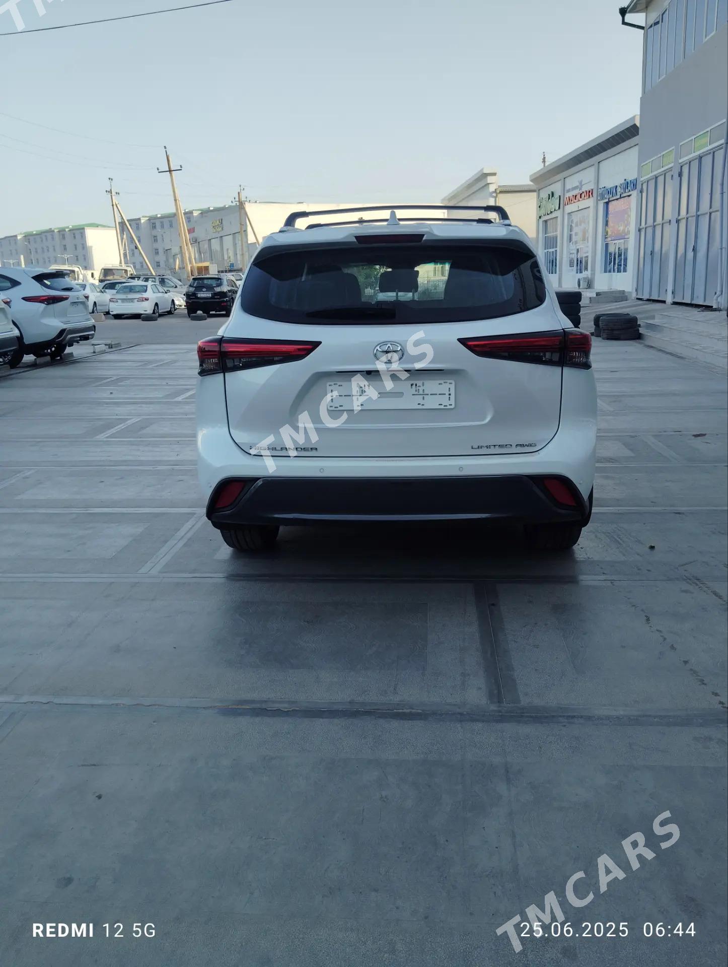 Toyota Highlander 2022 - 600 000 TMT - Мары - img 5