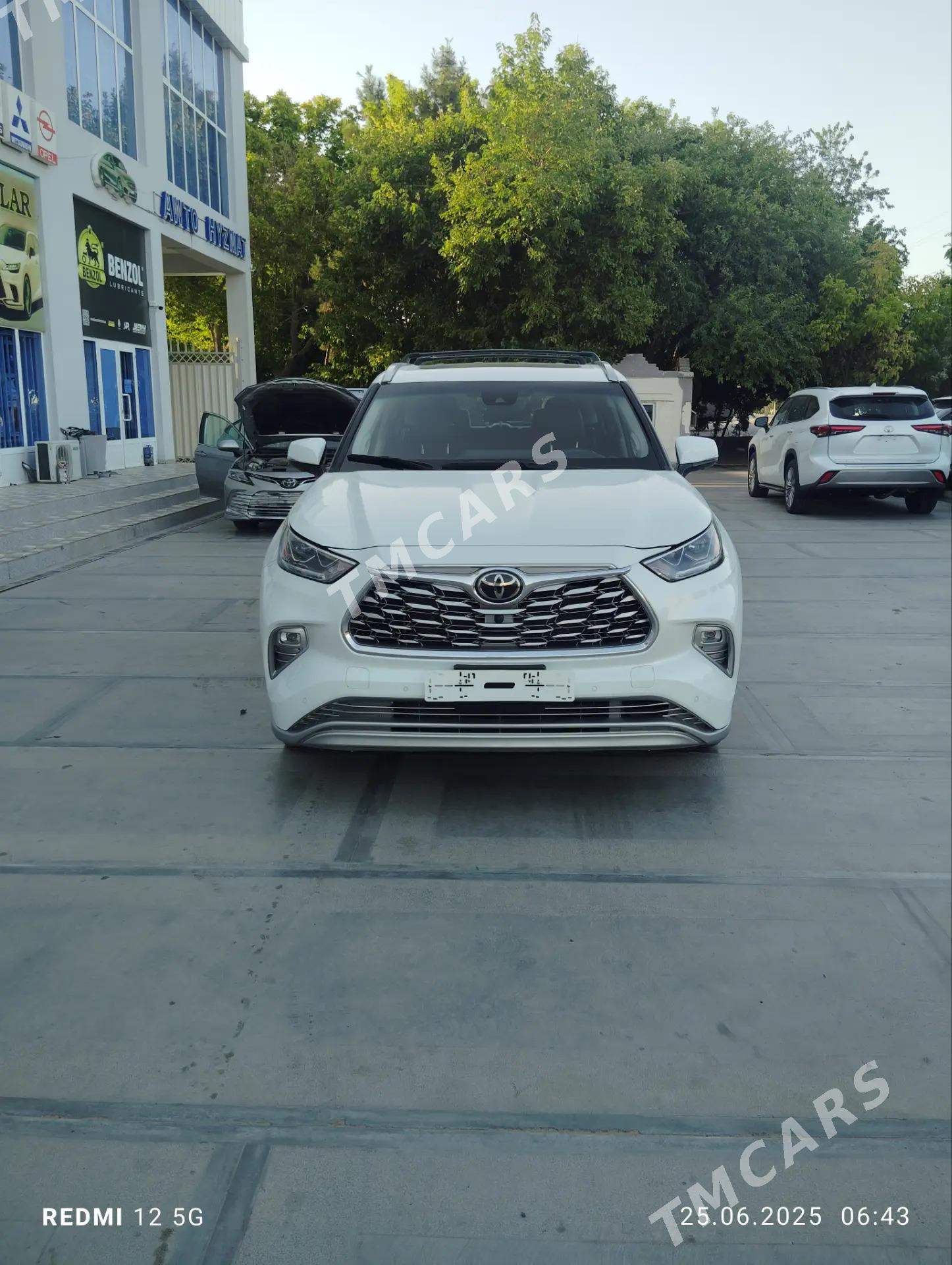 Toyota Highlander 2022 - 600 000 TMT - Мары - img 2