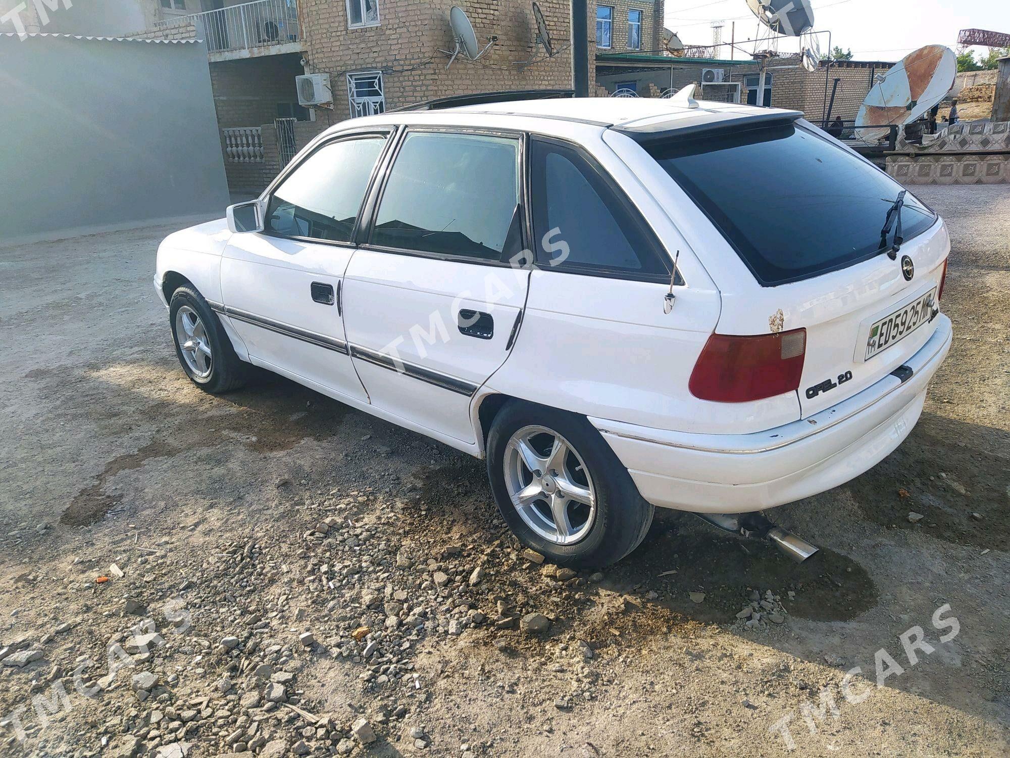 Opel Astra 1992 - 27 000 TMT - Mary - img 3