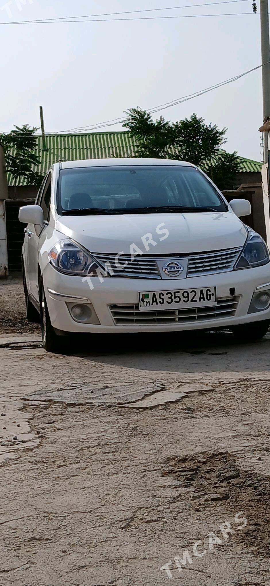Nissan Versa 2009 - 122 000 TMT - Ашхабад - img 3