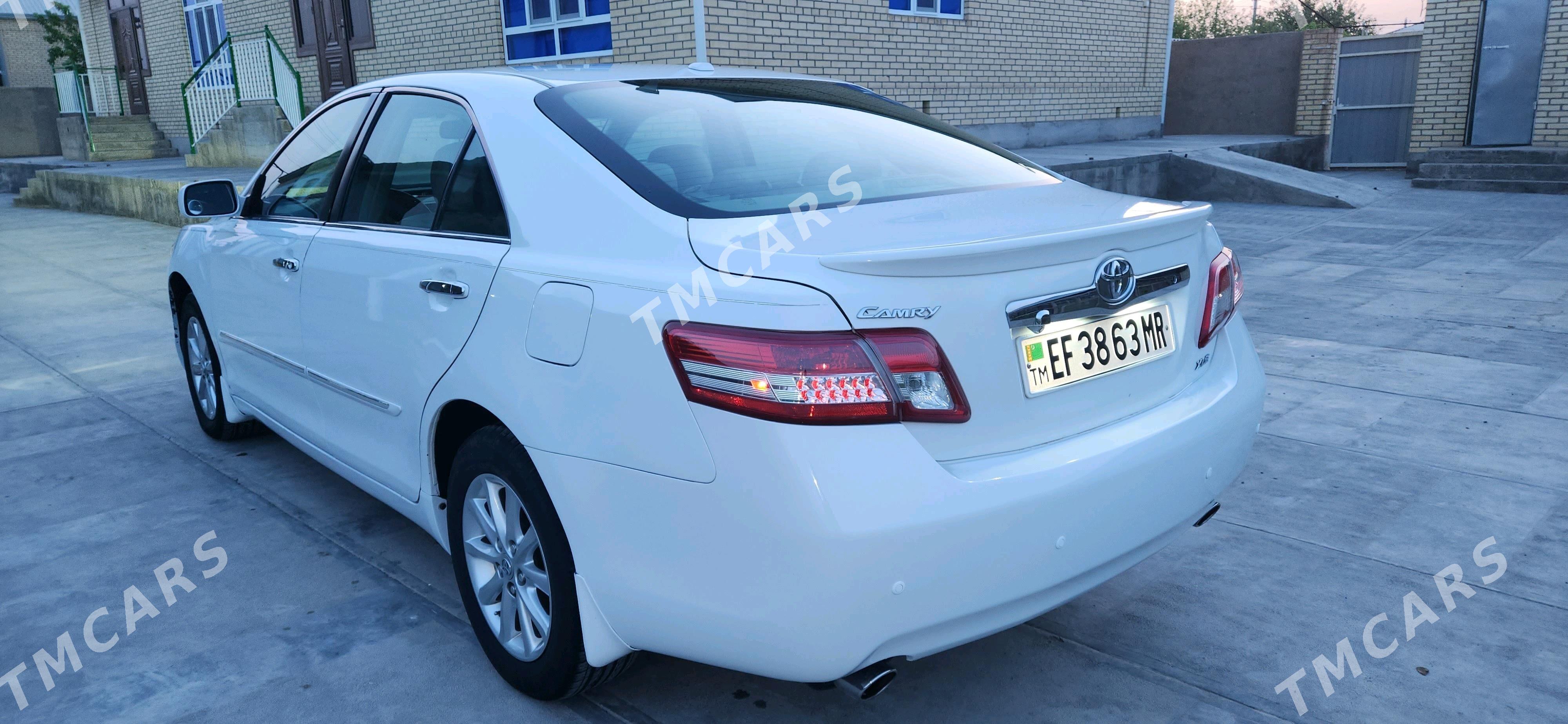 Toyota Camry 2010 - 225 000 TMT - Мары - img 8