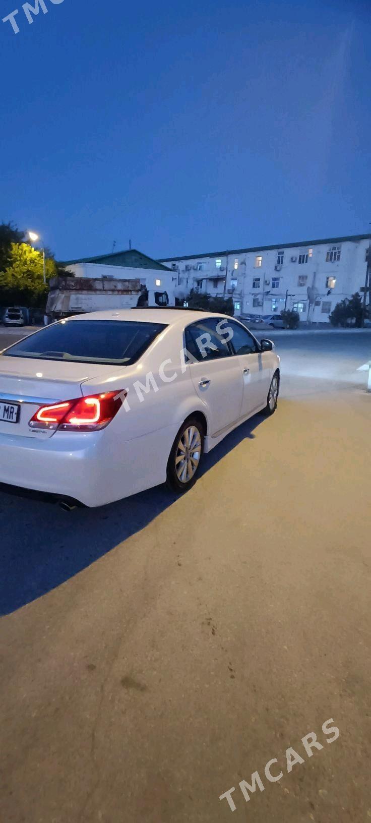 Toyota Avalon 2011 - 290 000 TMT - Туркменбаши - img 1