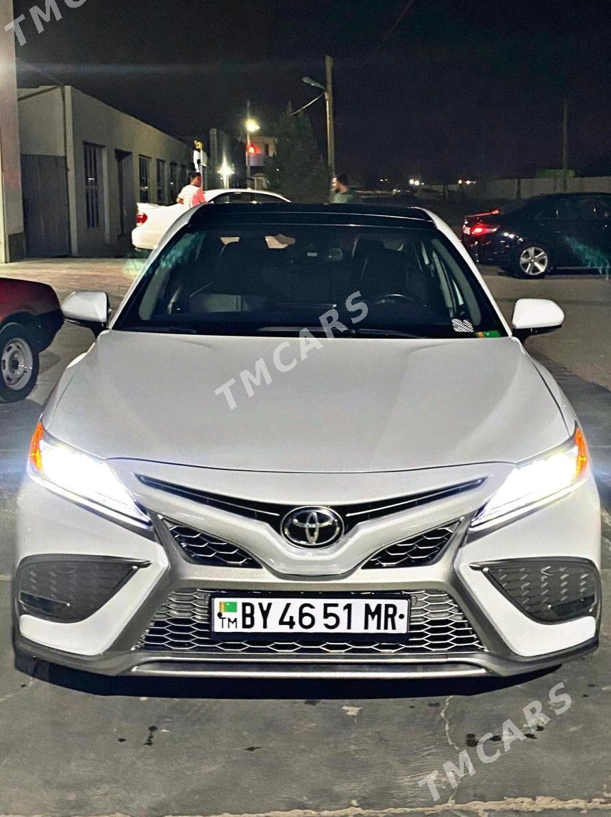 Toyota Camry 2022 - 360 000 TMT - Байрамали - img 2