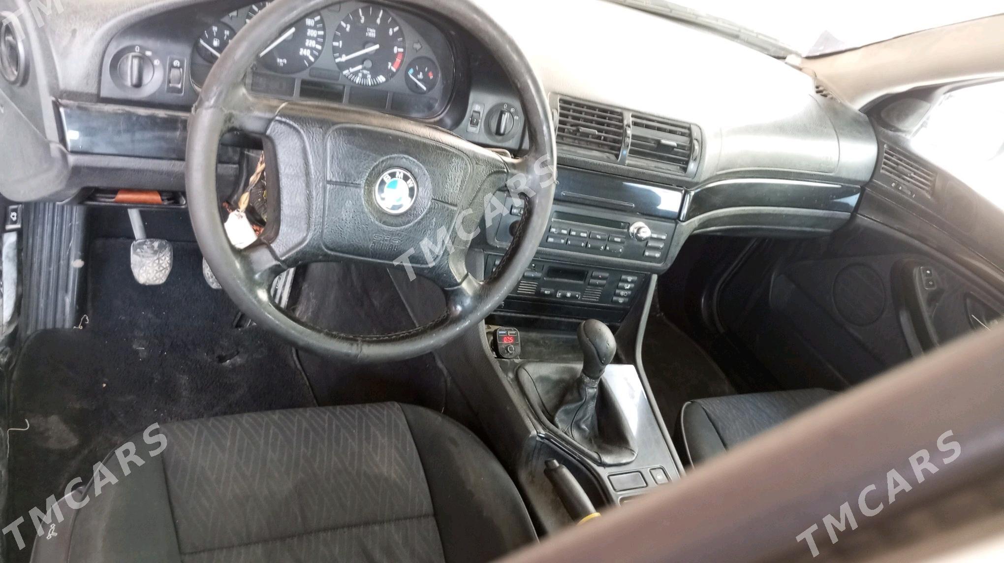 BMW 528 1999 - 85 000 TMT - Чарджоу - img 4
