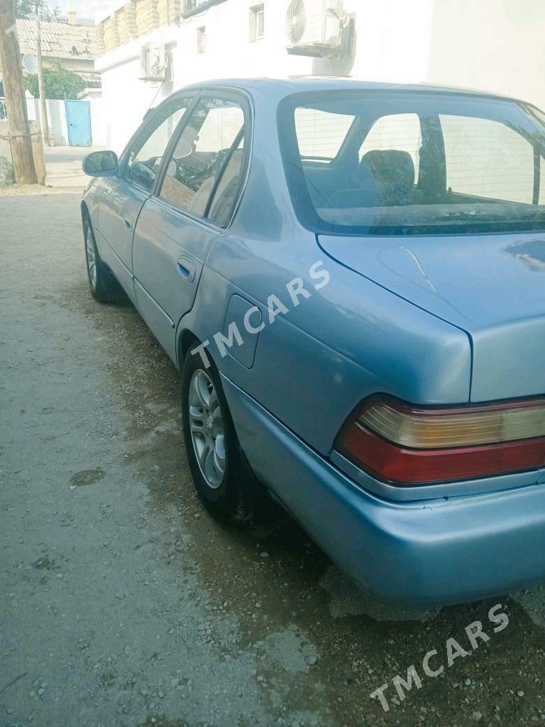 Toyota Corolla 1996 - 50 000 TMT - Balkanabat - img 7