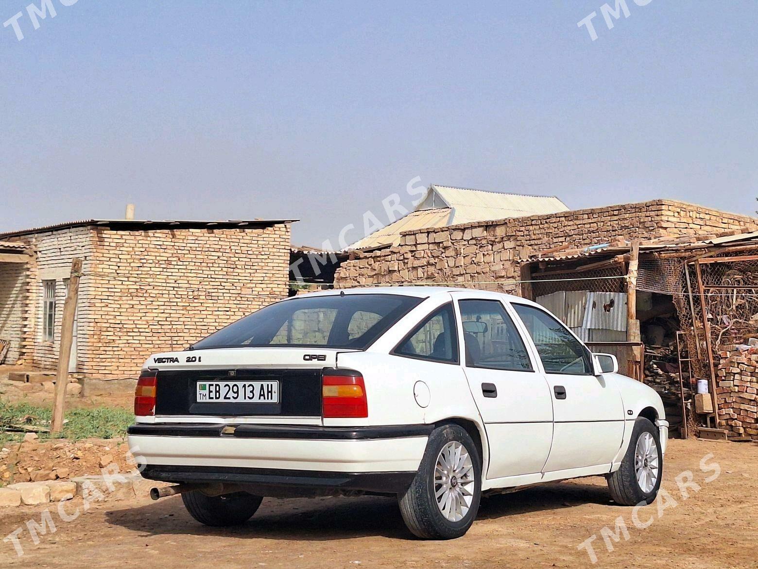 Opel Vectra 1992 - 25 000 TMT - Теджен - img 3