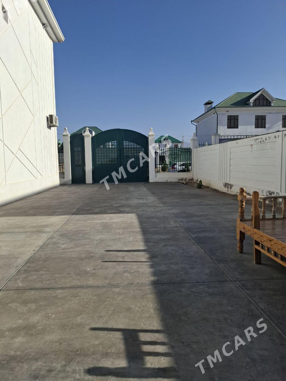 Kotej Коттедж Anew - Aşgabat - img 2