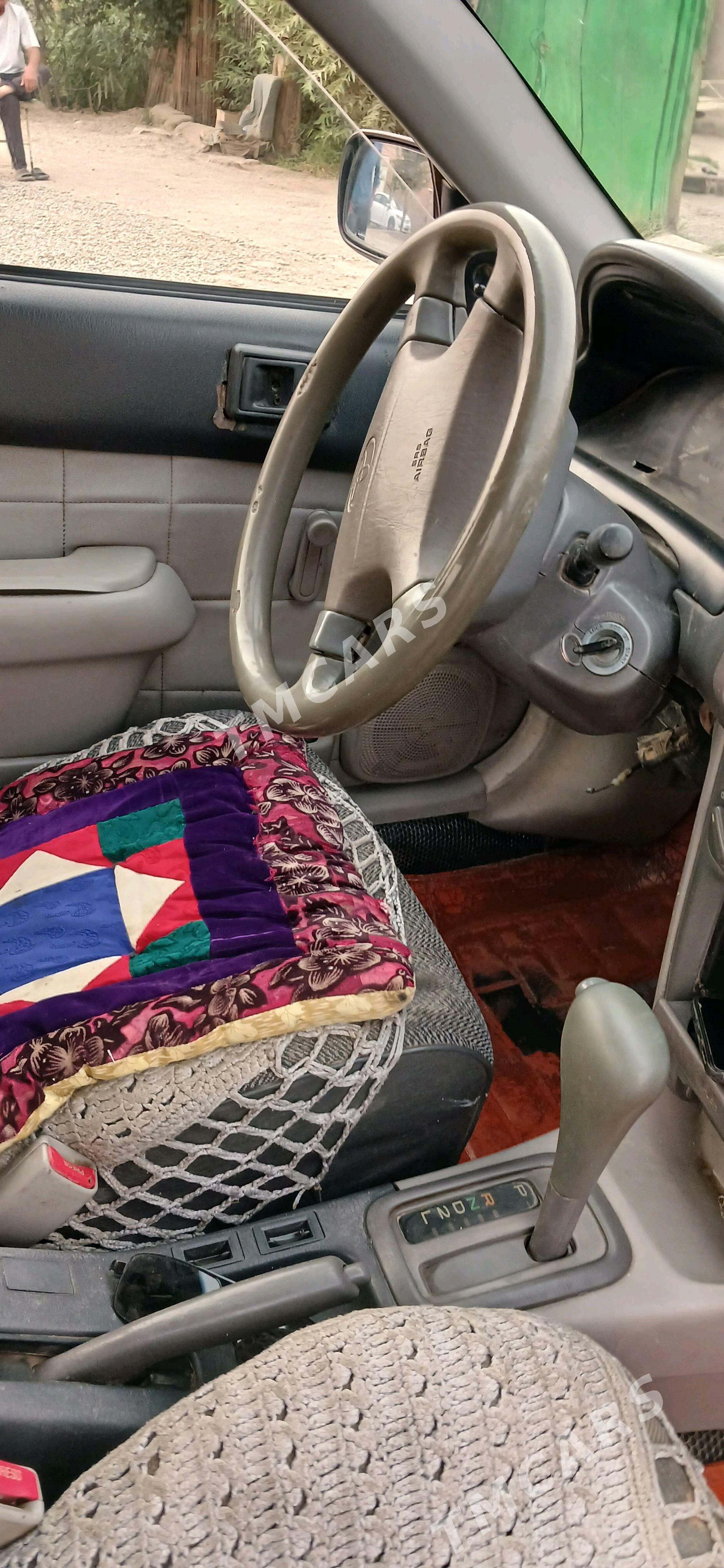 Toyota Corolla 1999 - 46 000 TMT - Теджен - img 2