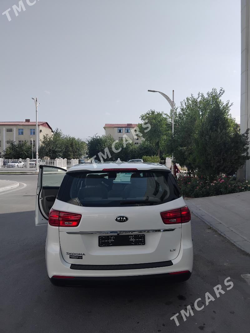 Kia Sedona 2020 - 345 000 TMT - Ашхабад - img 3