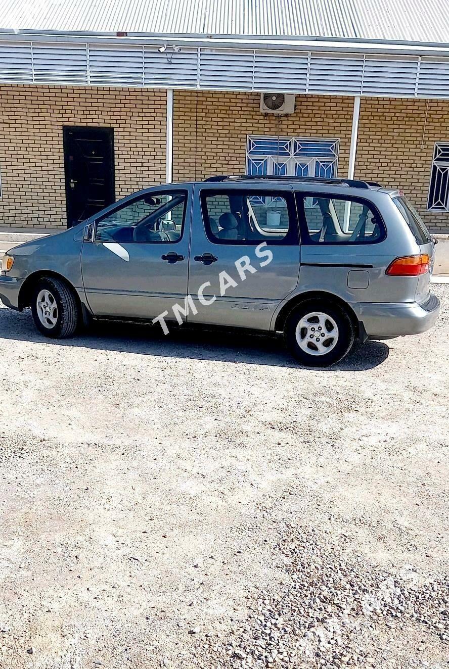 Toyota Sienna 2000 - 145 000 TMT - Векильбазар - img 3