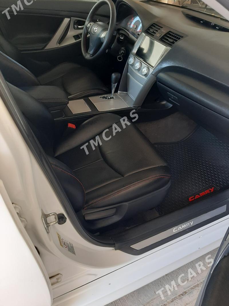 Toyota Camry 2010 - 168 000 TMT - Bäherden - img 7