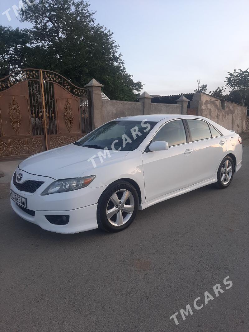 Toyota Camry 2010 - 168 000 TMT - Bäherden - img 4