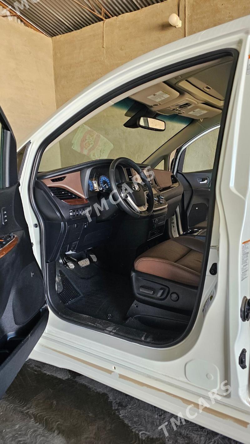 Toyota Sienna 2020 - 520 000 TMT - Aşgabat - img 2