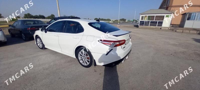 Toyota Camry 2018 - 210 000 TMT - Мары - img 3
