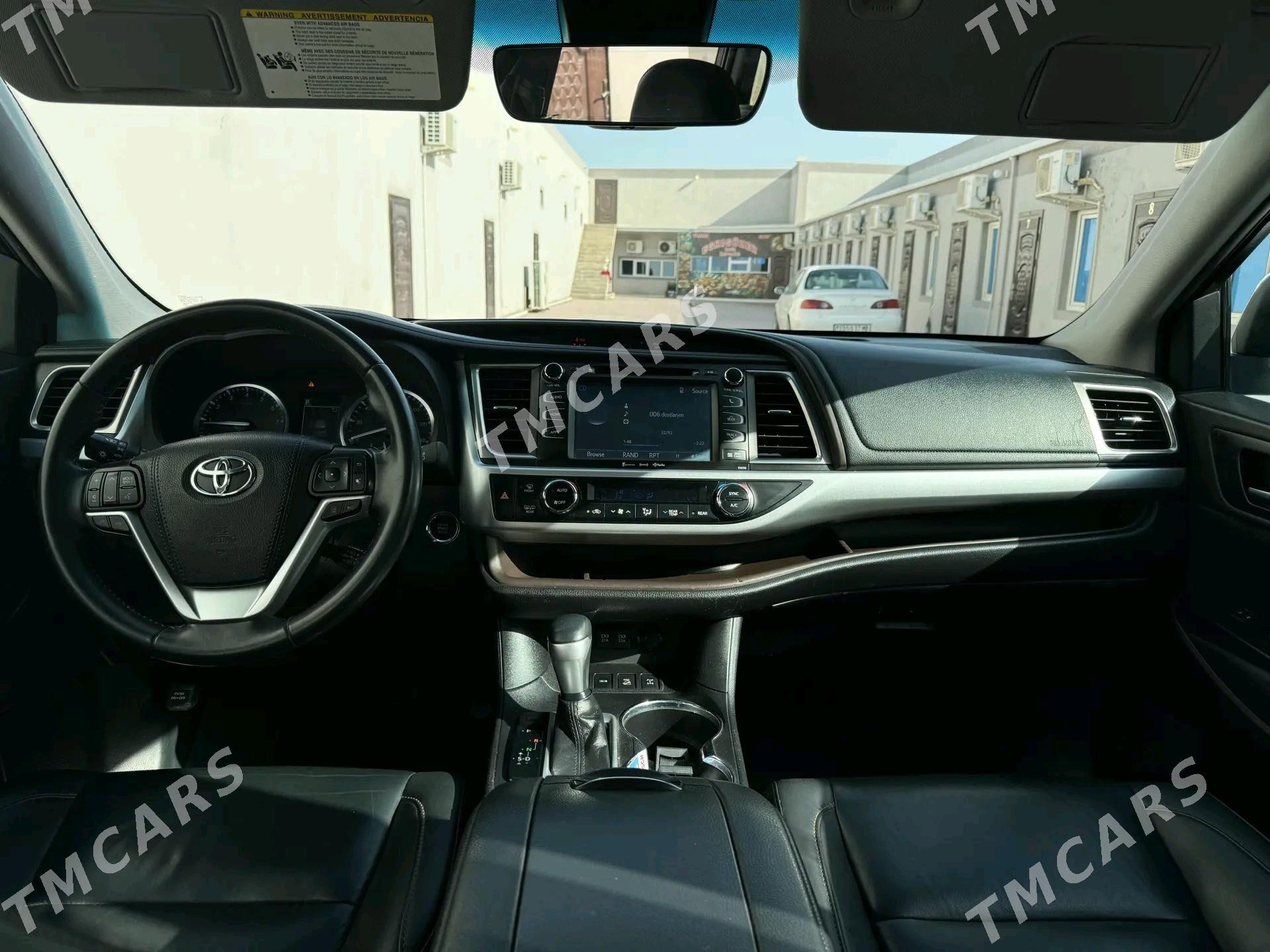 Toyota Highlander 2019 - 459 000 TMT - Мары - img 4