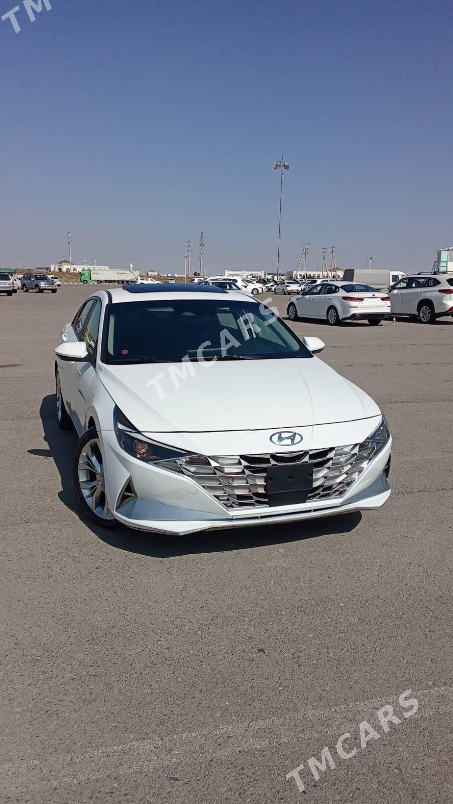 Hyundai Elantra 2020 - 256 000 TMT - "Altyn Asyr" Gündogar bazary (Jygyllyk) - img 3