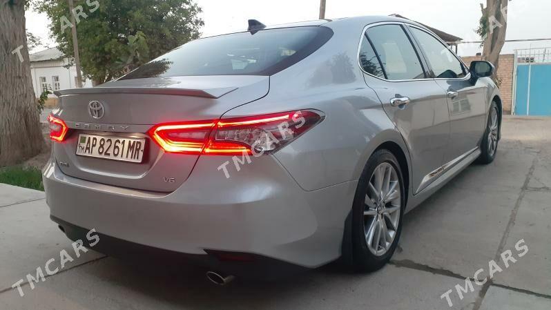 Toyota Camry 2020 - 355 000 TMT - Ёлётен - img 5