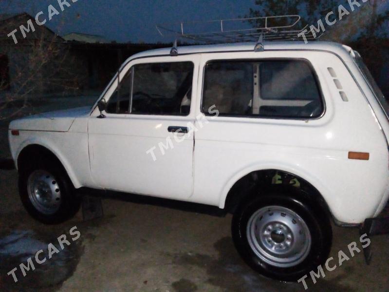 Lada Niva 1980 - 25 000 TMT - Берекет - img 5