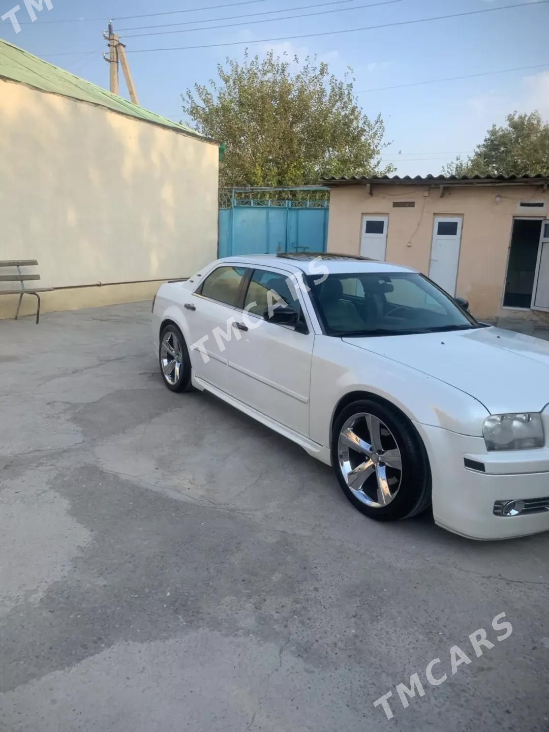 Chrysler 300 2008 - 160 000 TMT - Türkmenabat - img 2
