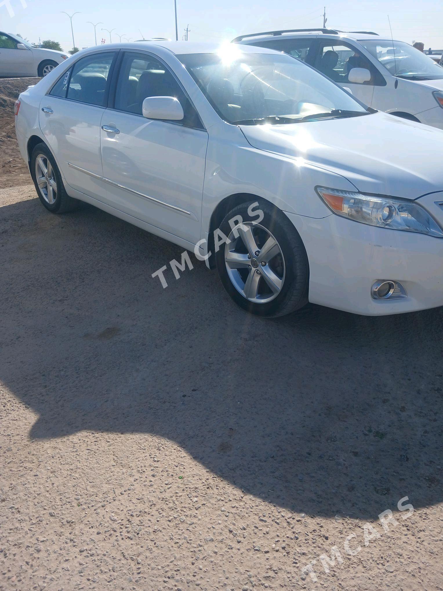Toyota Camry 2010 - 133 000 TMT - Теджен - img 5