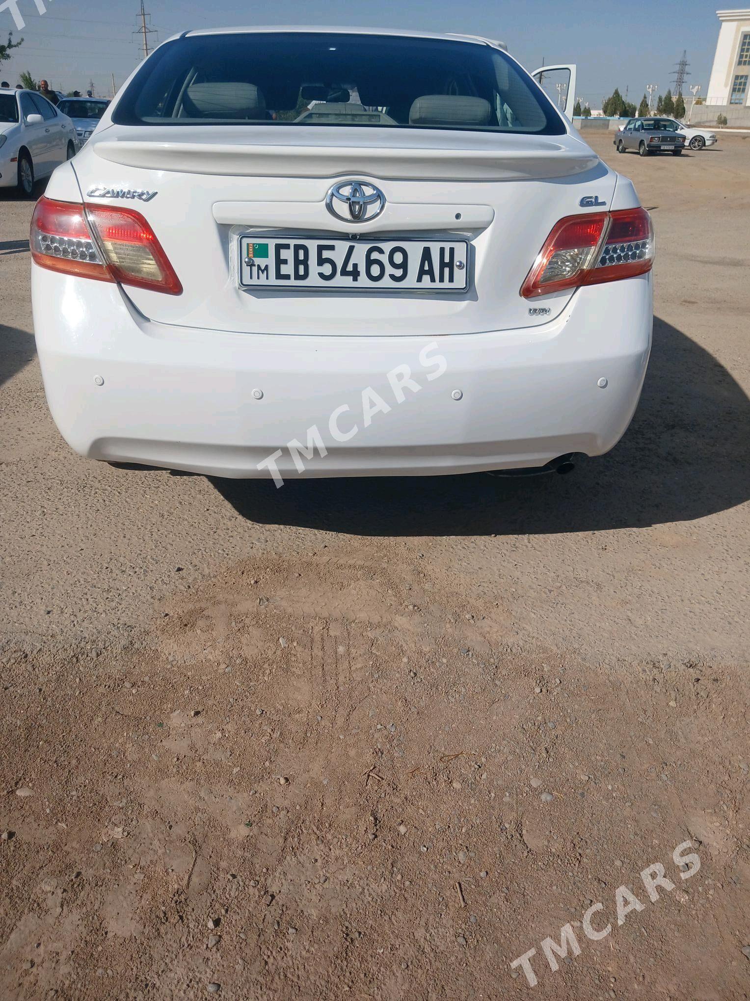 Toyota Camry 2010 - 133 000 TMT - Теджен - img 7