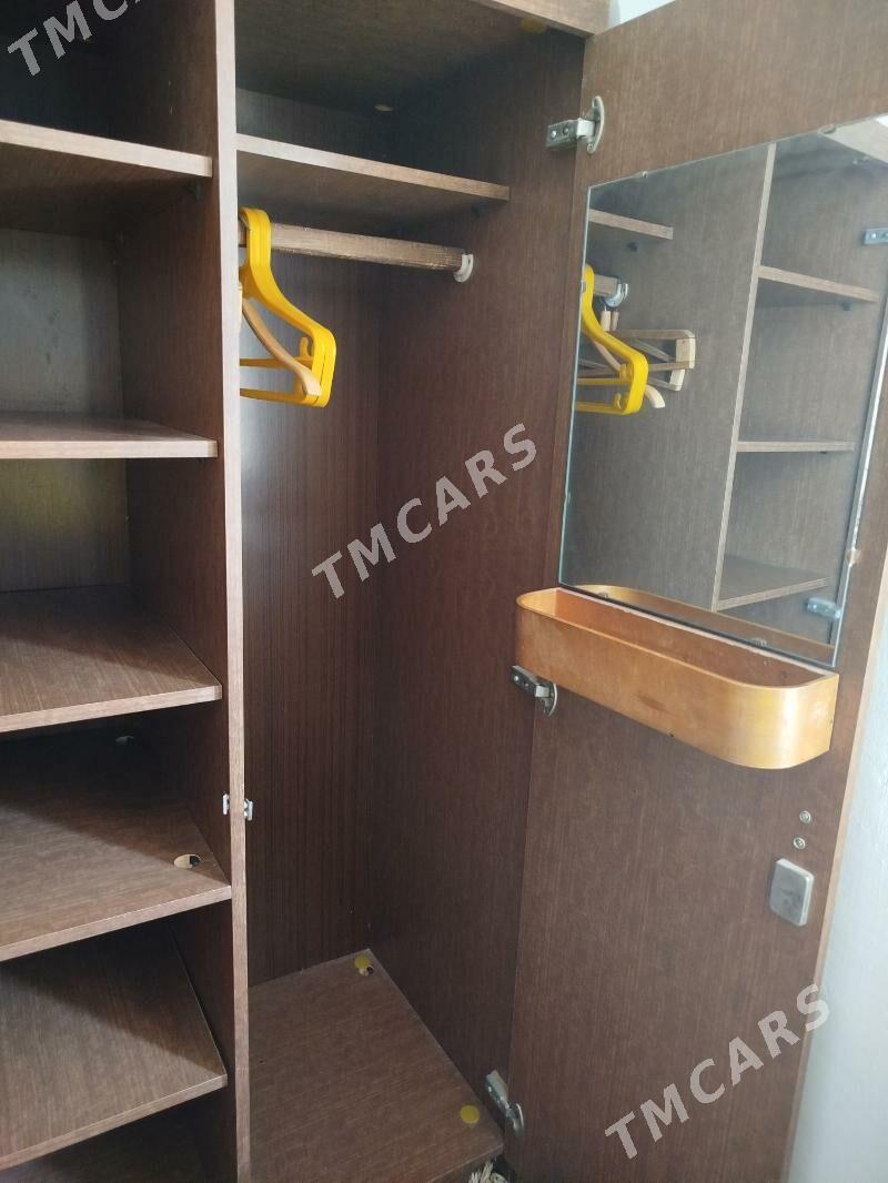 Продается шифонер, стол, сейф - Туркменбаши - img 2