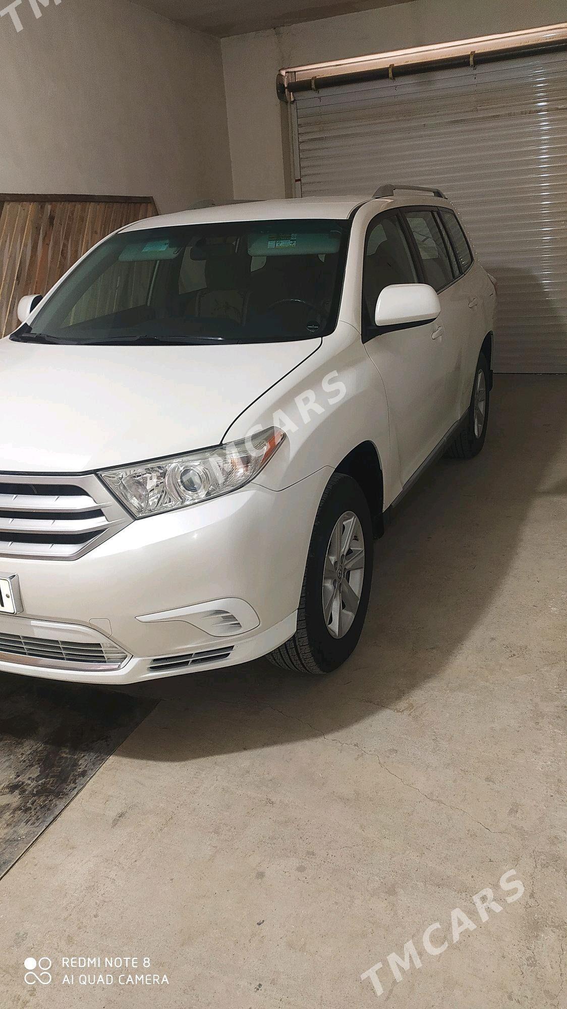 Toyota Highlander 2011 - 330 000 TMT - Балканабат - img 4