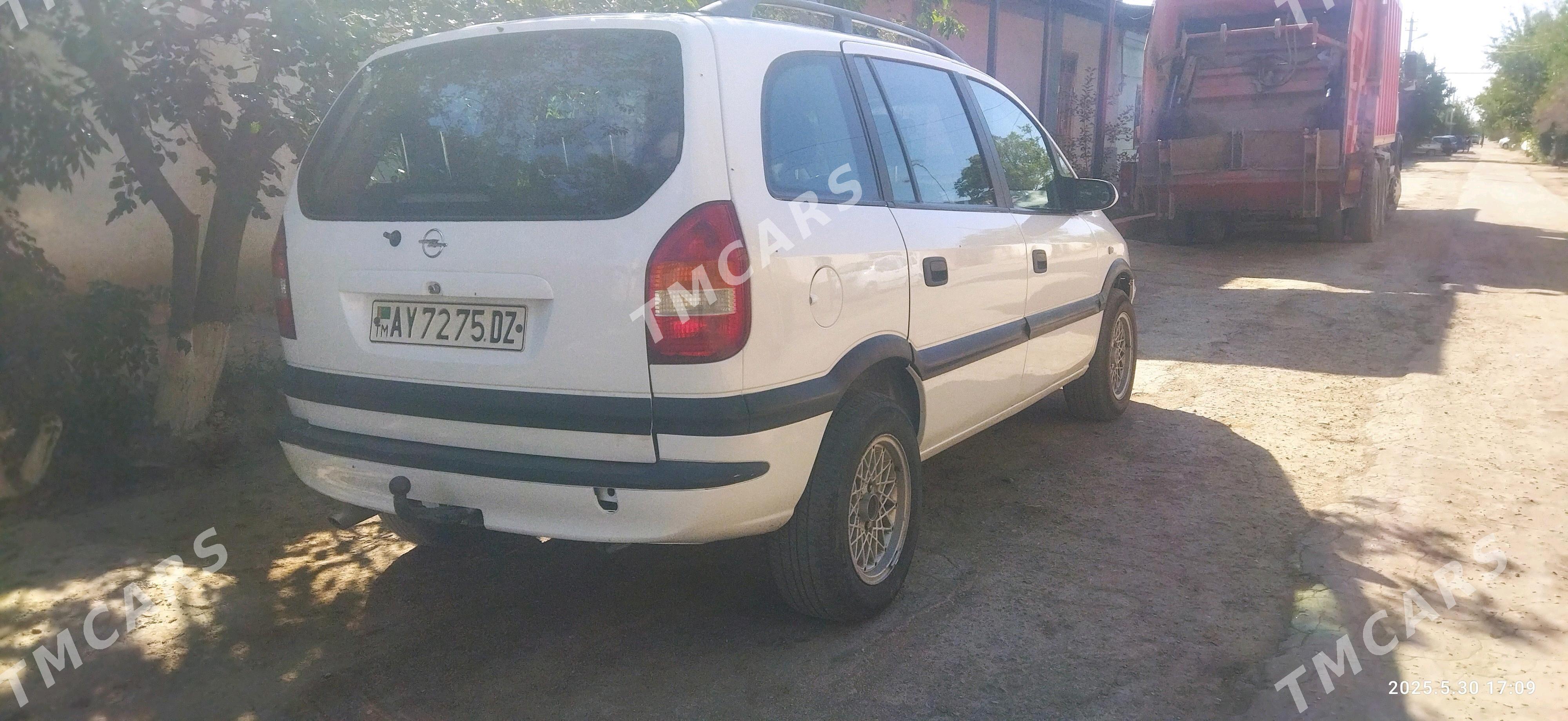 Opel Zafira 1999 - 75 000 TMT - Дашогуз - img 8