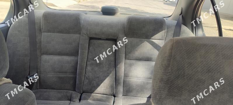 Nissan Maxima 1998 - 80 000 TMT - Гызыларбат - img 6